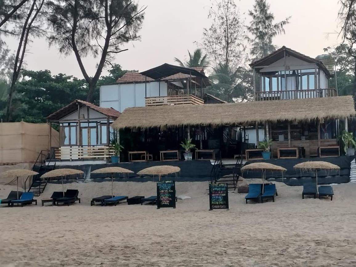 Silent Waves Hotel Agonda Luaran gambar